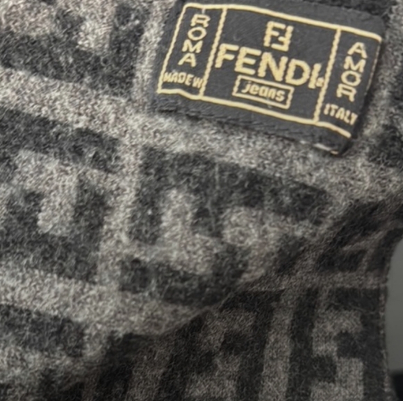 Fendi Wool Gray Checkered Scarf/ EUC - Picture 3 of 7